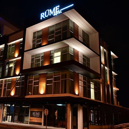 Rume Hotel Kuching Exterior photo