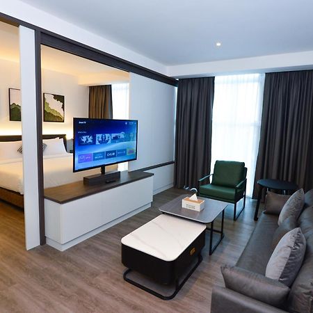 Rume Hotel Kuching Exterior photo