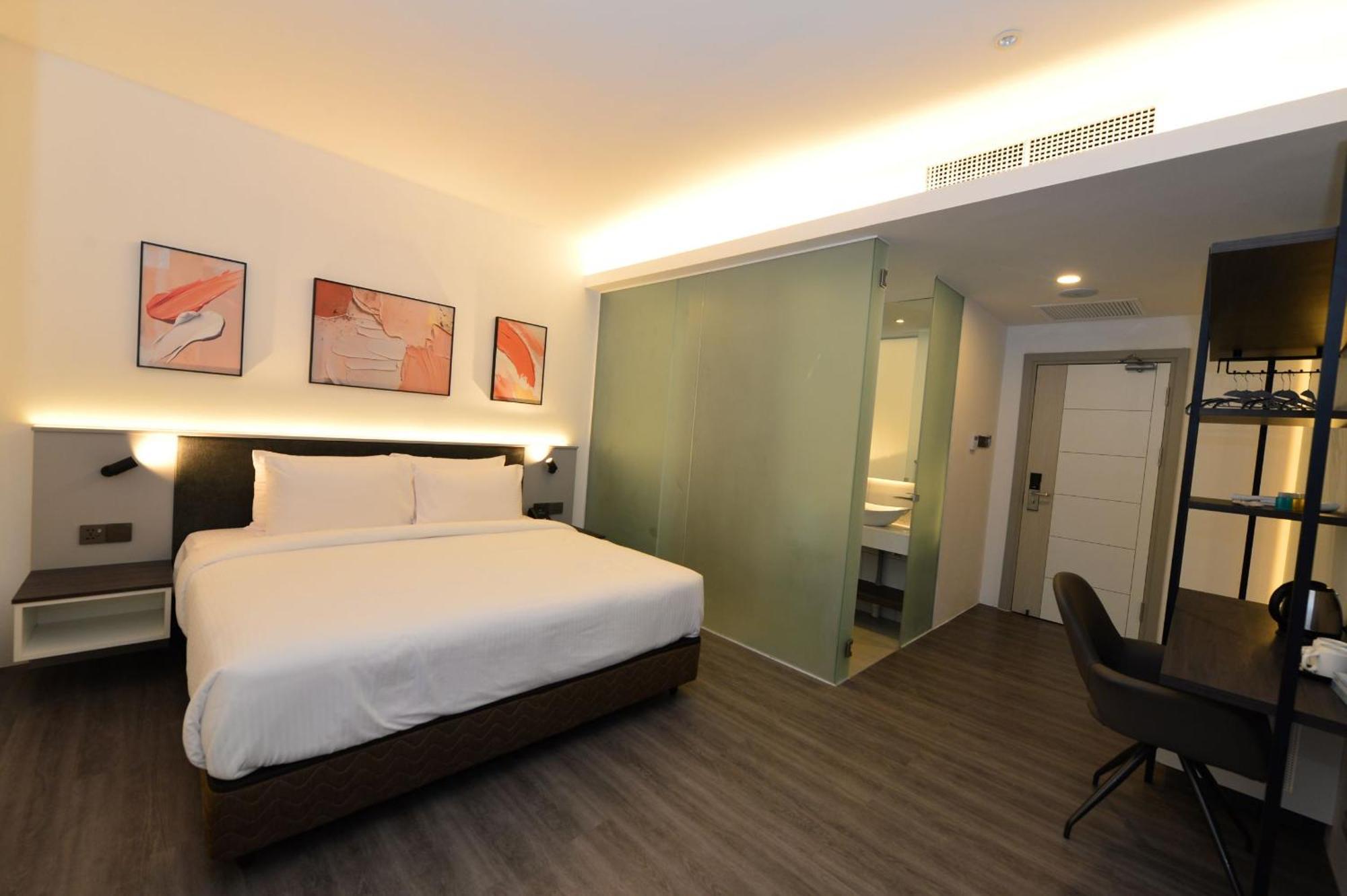 Rume Hotel Kuching Exterior photo