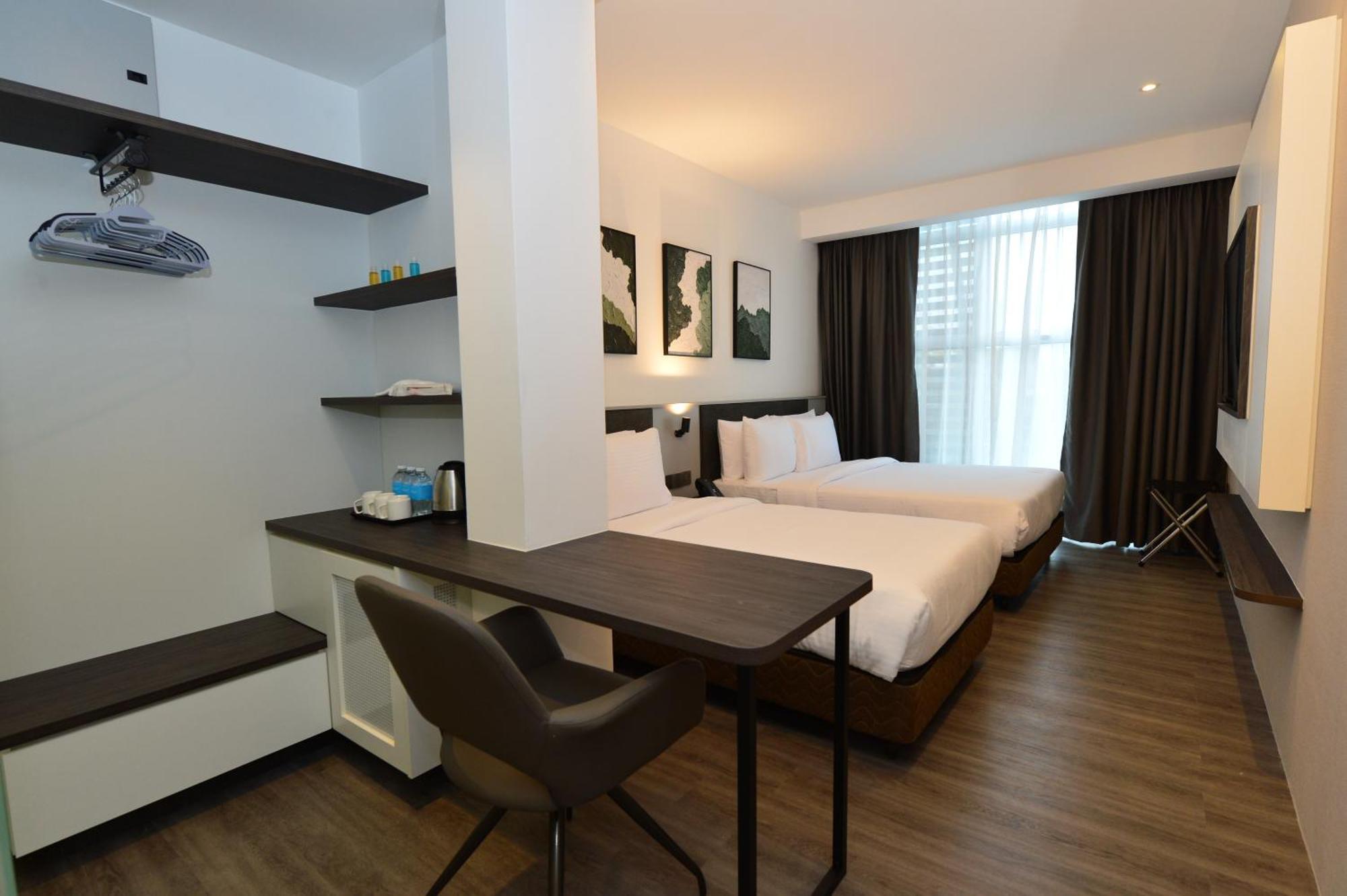 Rume Hotel Kuching Exterior photo